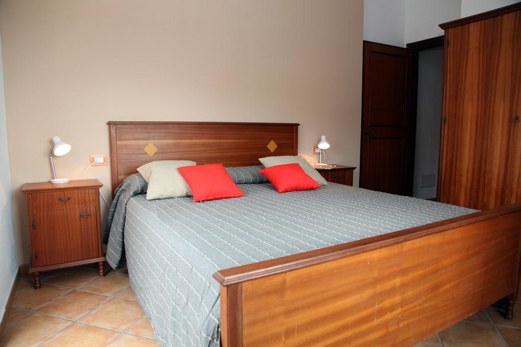 Aparthotel La Contessa Santa Teresa Gallura Pokoj fotografie
